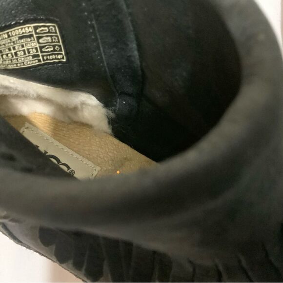 UGG Tiana Fringe Ankle Booties Leather Side Zip Casual 1005454 Womens 8 - Picture 9 of 13